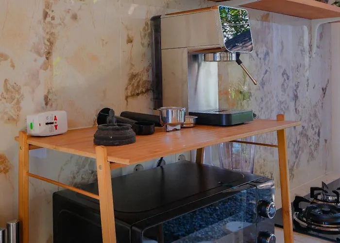Brand New Charming 1 Bedroom With Private Pool
