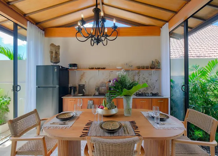Brand New Charming 1 Bedroom With Private Pool 金巴兰